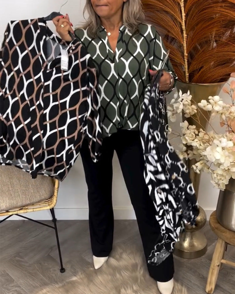 Luna – Blouse with Graphic Print