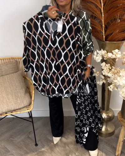 Luna – Blouse with Graphic Print