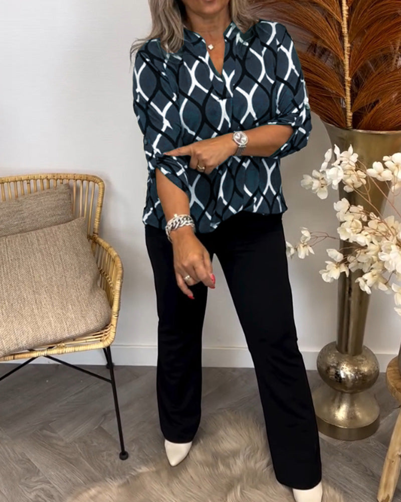 Luna – Blouse with Graphic Print