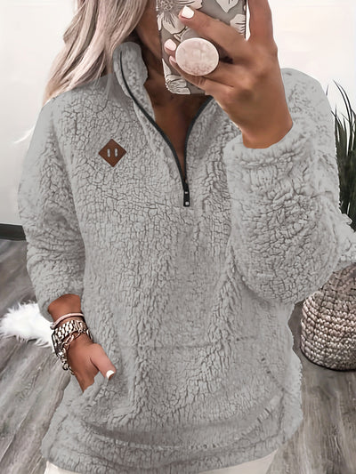 Noor – Teddy Sweater with Zipper