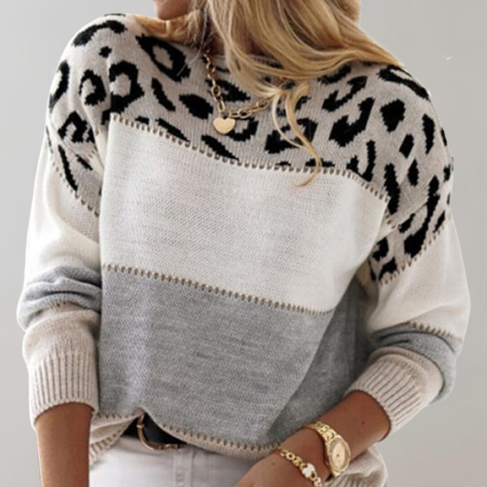 Noelle | Casual Sweater with Leopard Design