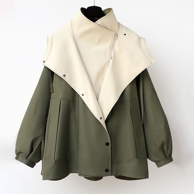 Alva – Stylish jacket with protection against weather and wind