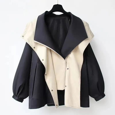 Alva – Stylish jacket with protection against weather and wind