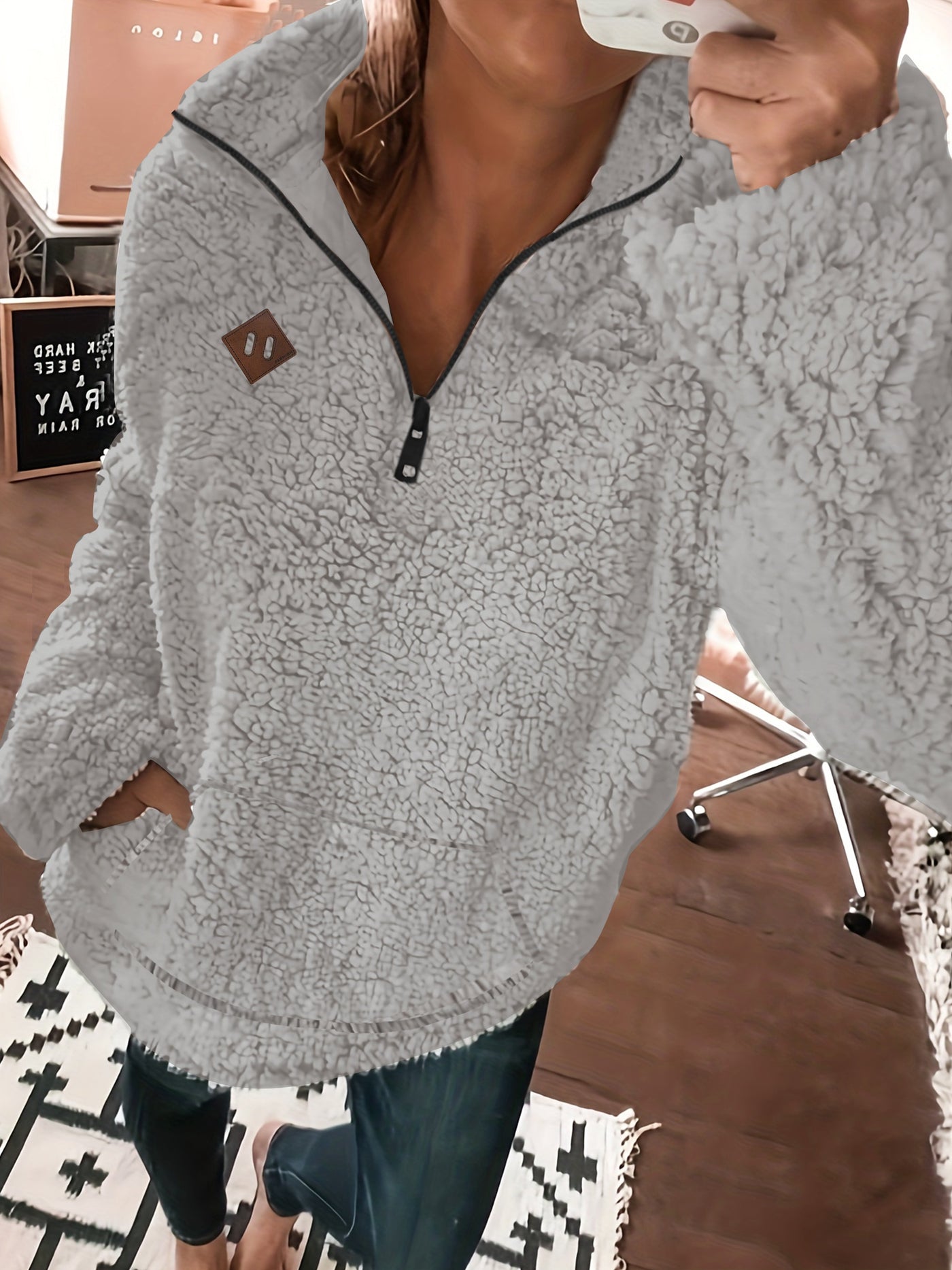 Noor – Teddy Sweater with Zipper